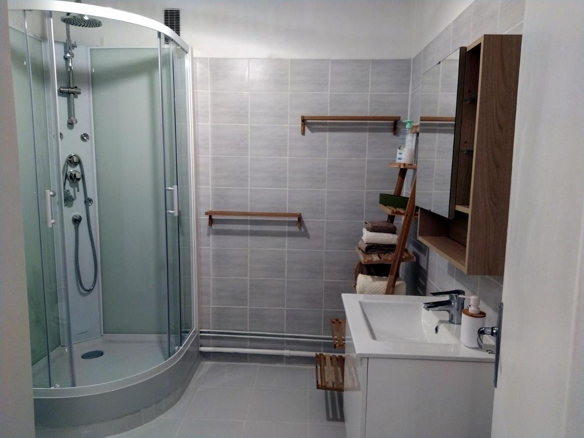 Grand Studio, Super Equipe, 2 Pas Du Centre-Ville "Clos-Du-Boulanger" - Parking Prive Montbéliard Екстериор снимка